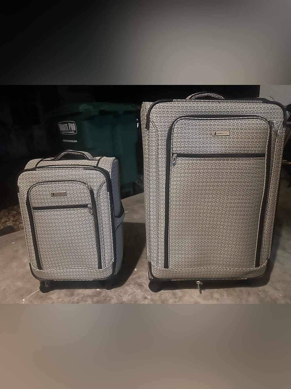 London Fog Black & White Checked Upright Carry-On Set